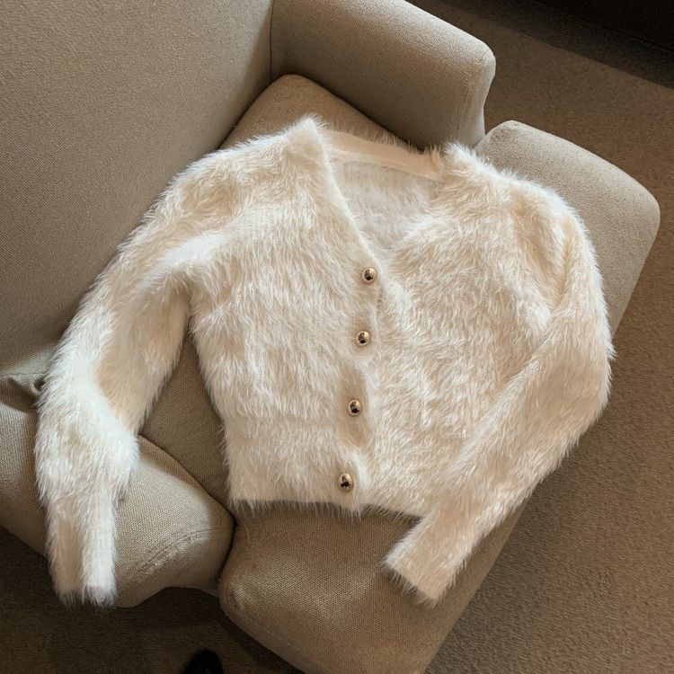 Knitted cardigan sweater coat