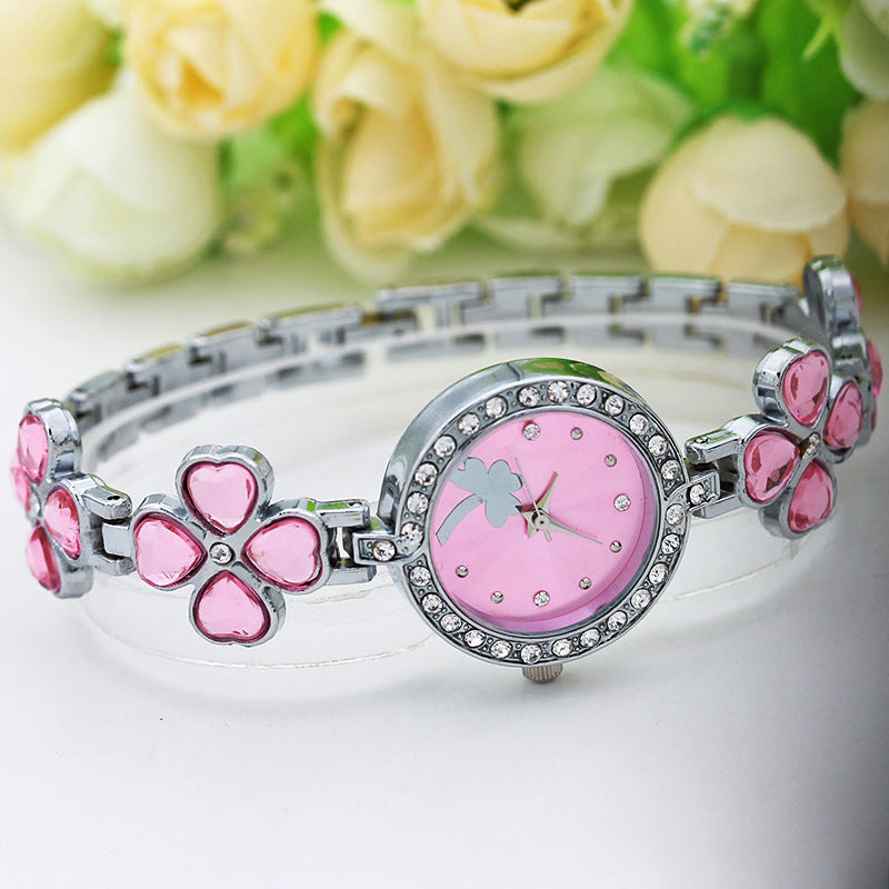 Clover Crystal Bracelet Watch for Women - Elegant Floral Timepiece