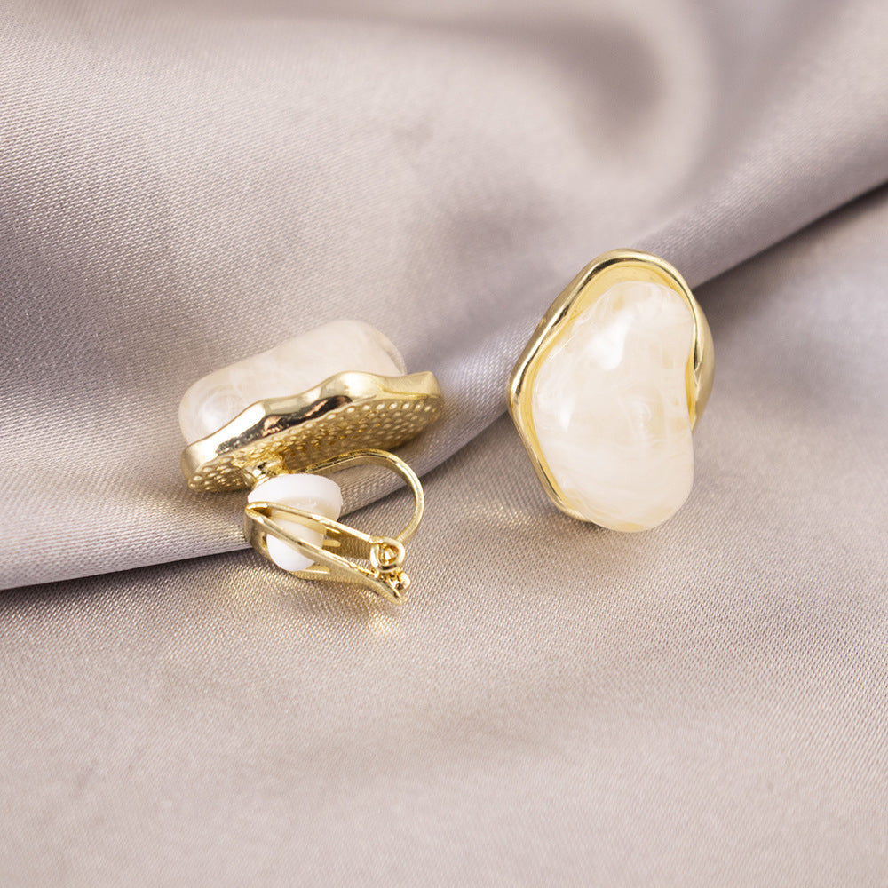 Lustrelace Pearl Ear Clips