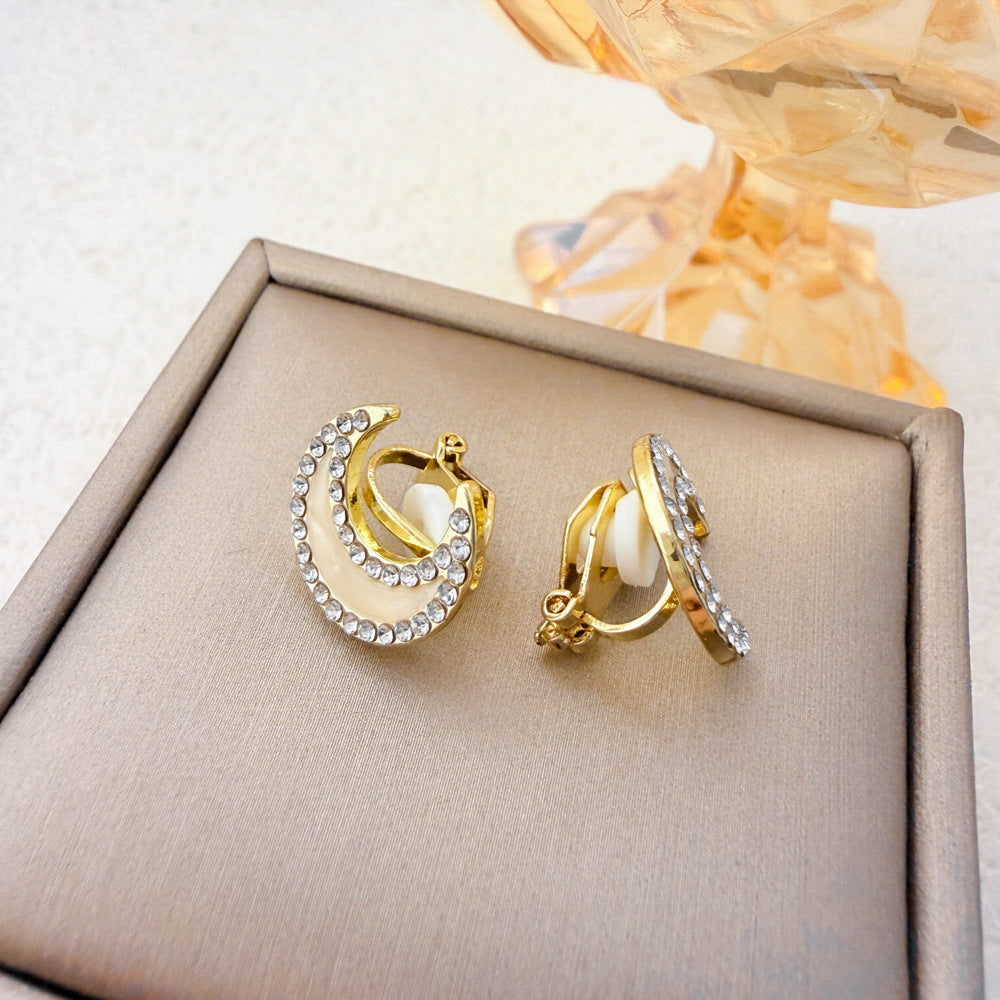 Lustrelace Pearl Ear Clips