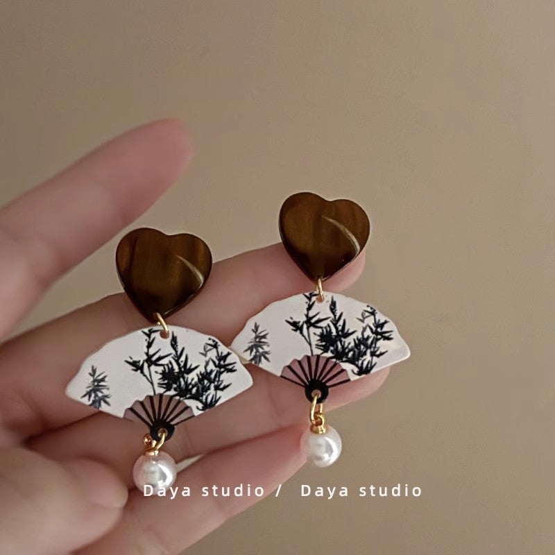 Lirio Charm Bow & Butterfly Earrings