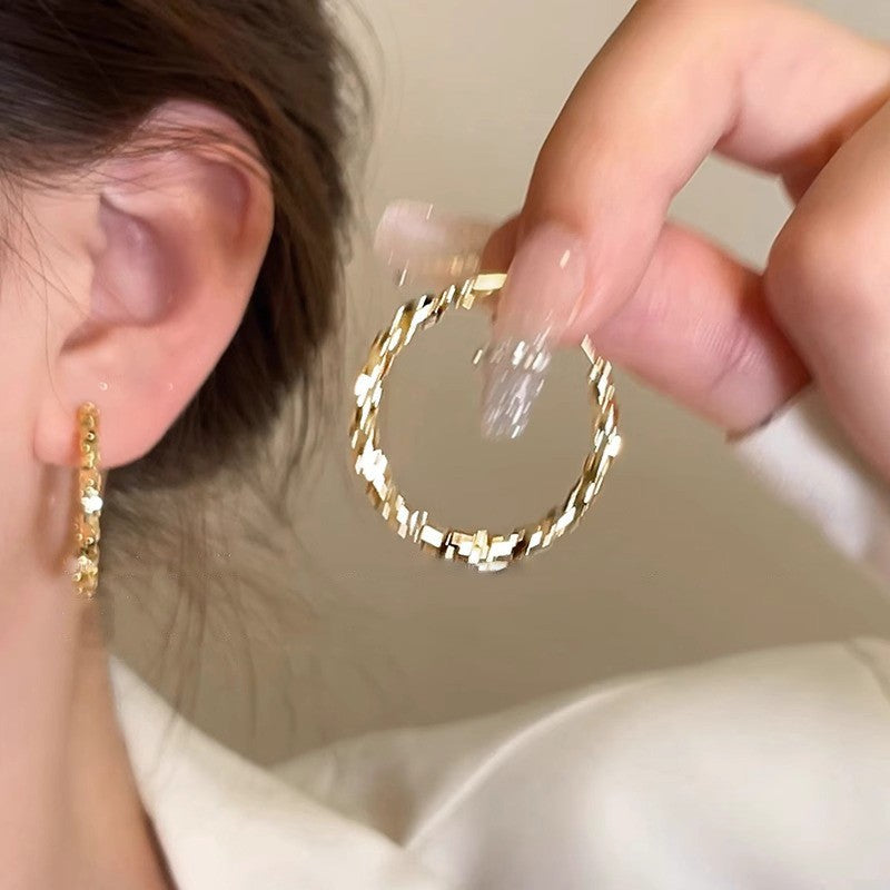 Linea Geometric Metal Earrings