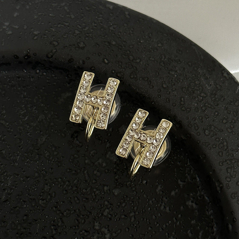 Aurielle Clip-On Pearl Earrings