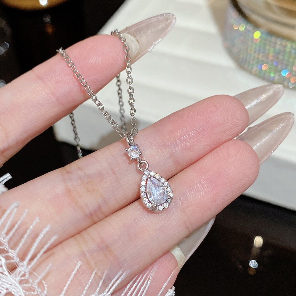 Titanium Steel Zircon Necklace with Geometric Pendant