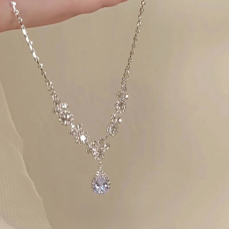 Super sparkly zircon necklace