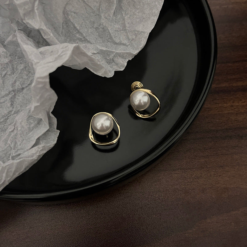 Aurielle Clip-On Pearl Earrings