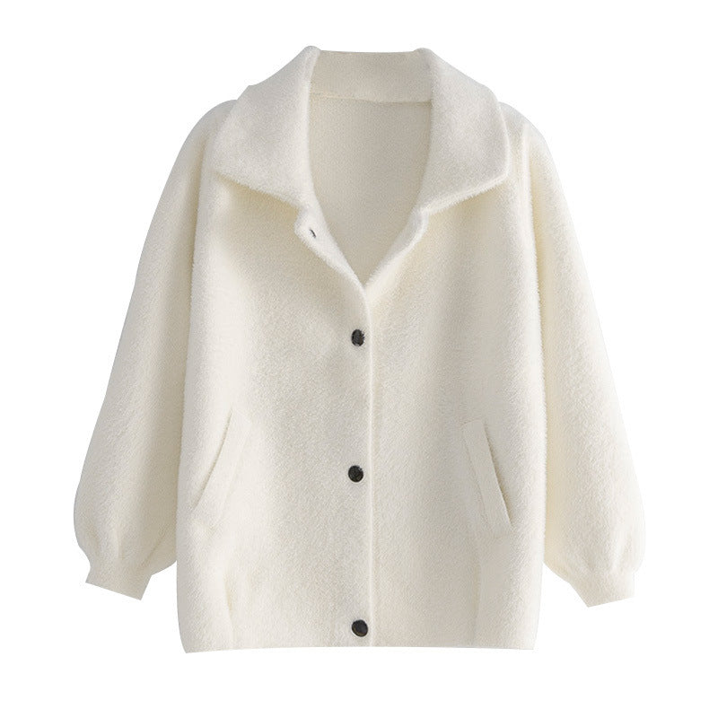 A knitted cardigan imitating mink wool for middle-aged and elderly people