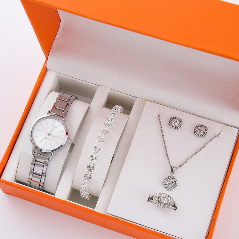 Women's Fashion Quartz Watch with Bracelet