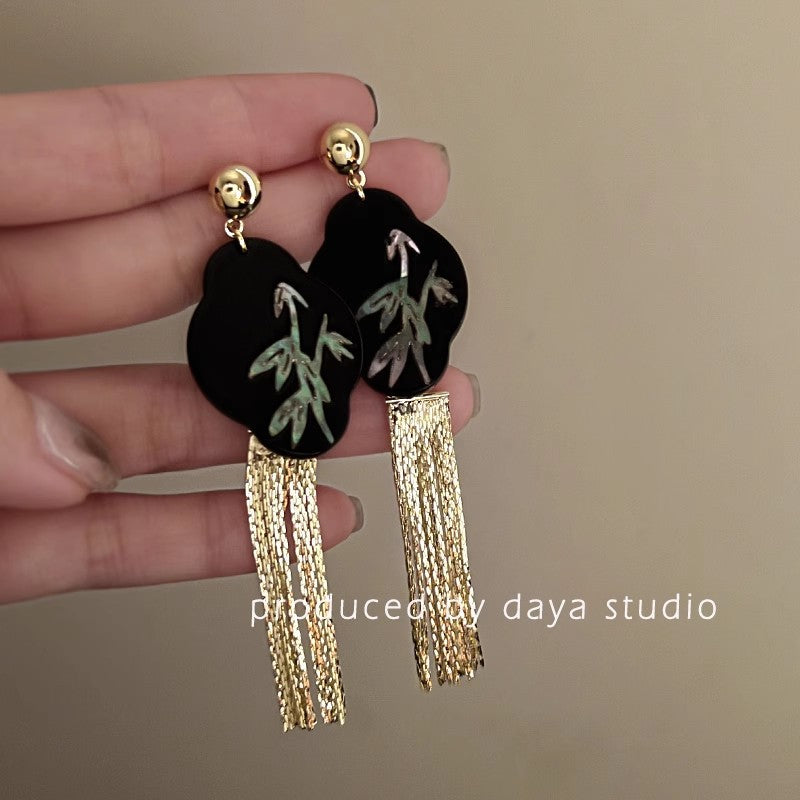 Lirio Charm Bow & Butterfly Earrings