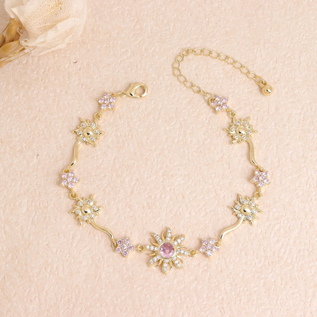 Fresh and Sweet Sunflower Women?s Bracelet