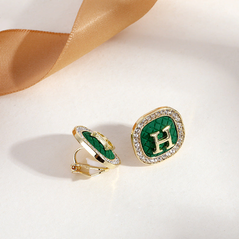 Lustrelace Pearl Ear Clips