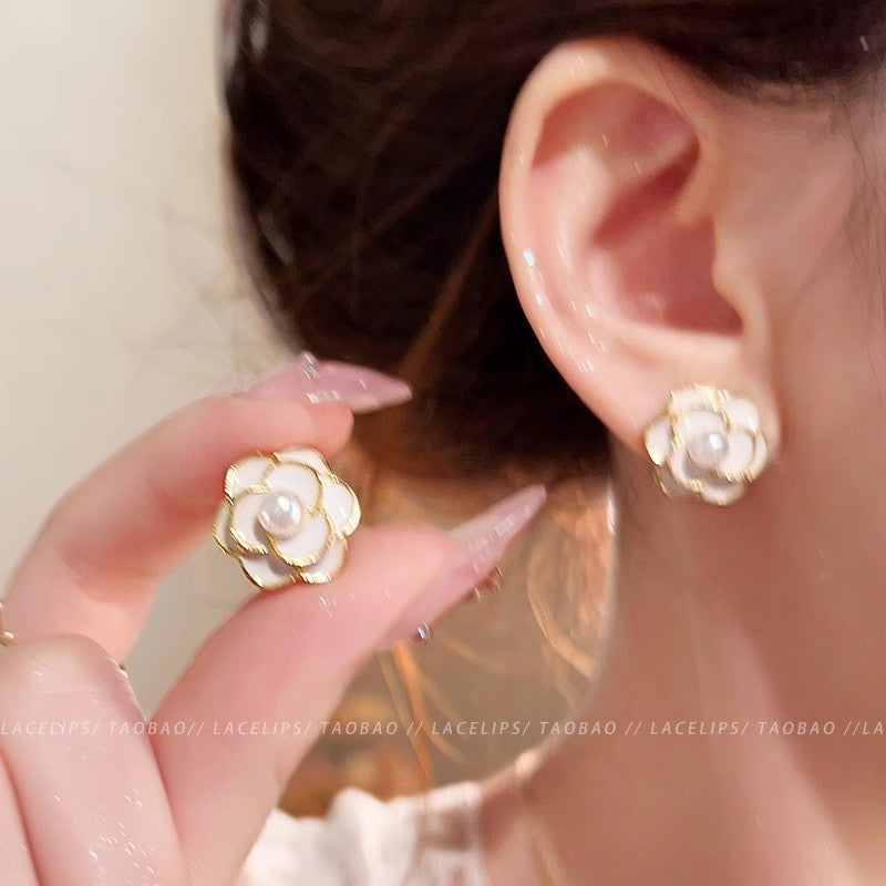Pearl Geometric Earrings