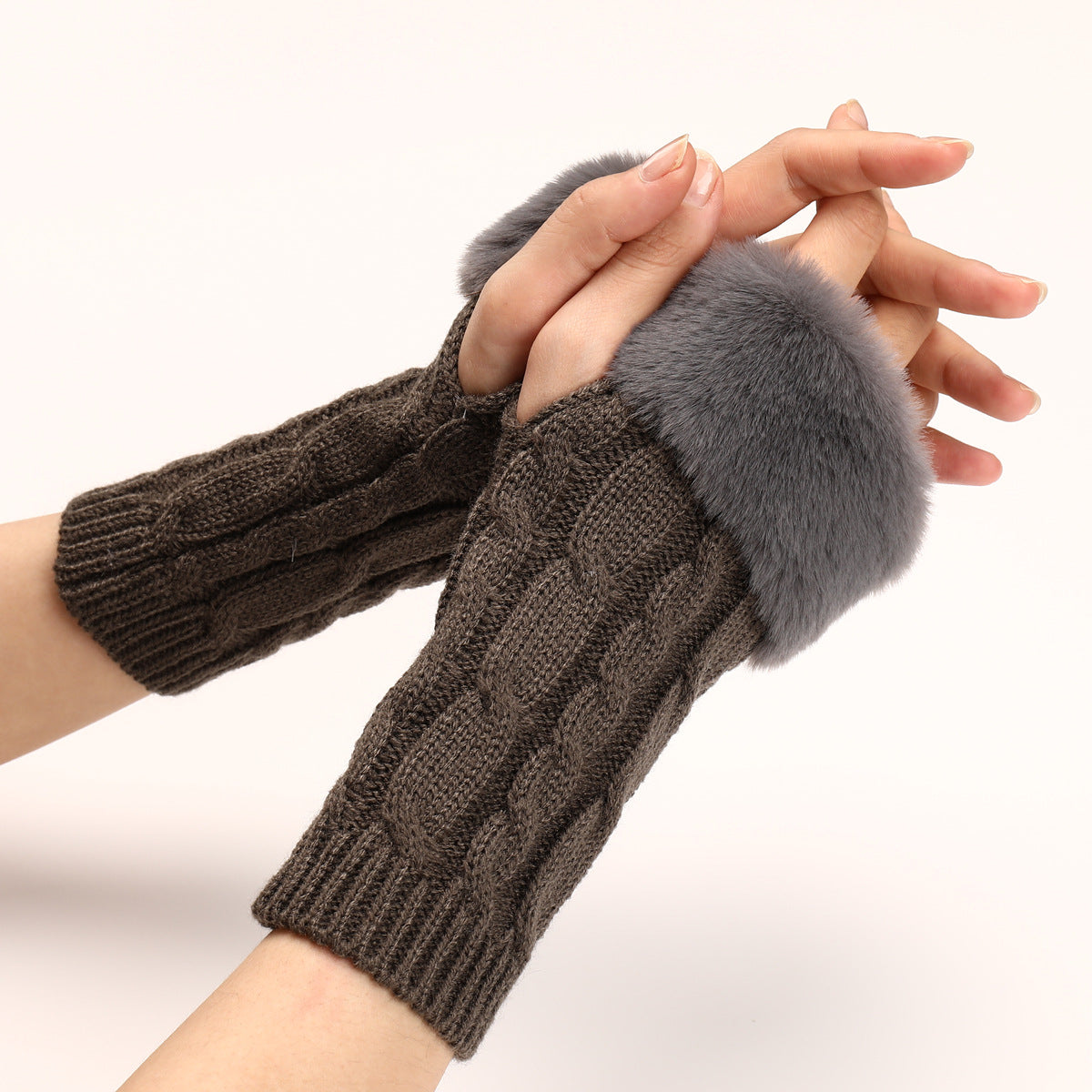 Twist Flip Short Mao Mao Gloves