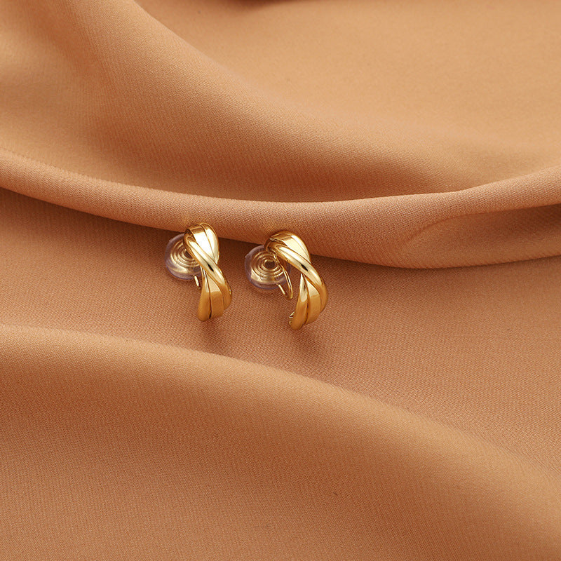 Aurielle Clip-On Pearl Earrings