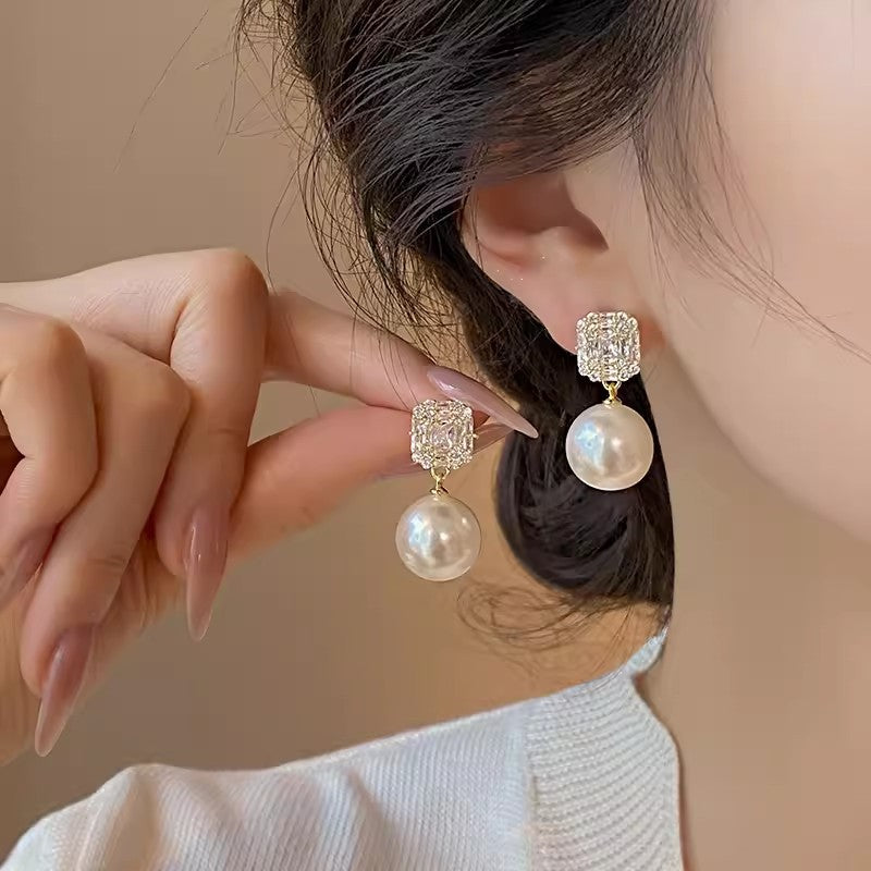 Pearl Geometric Earrings