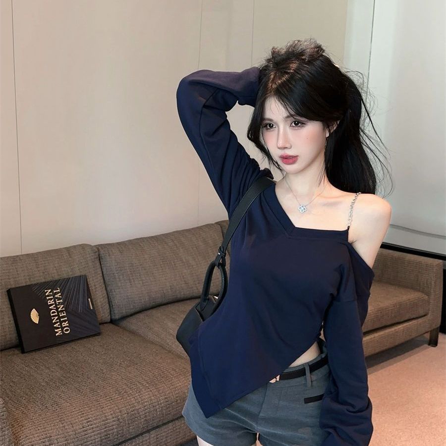 Womens Off-Shoulder Chain Long Sleeve Sweatshirt