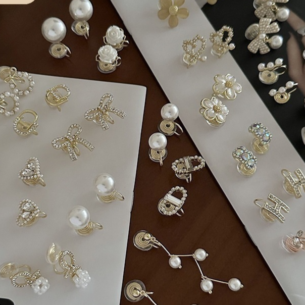 Pearl earrings without pierced ears