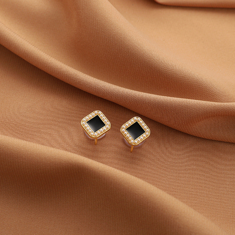 Aurielle Clip-On Pearl Earrings
