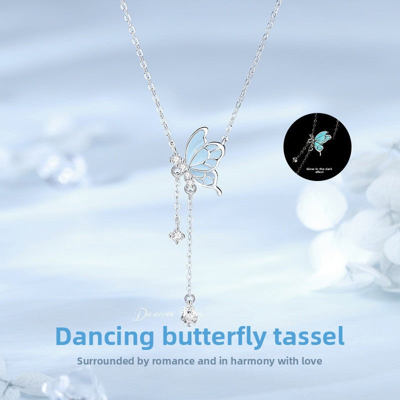 Enamel necklace
