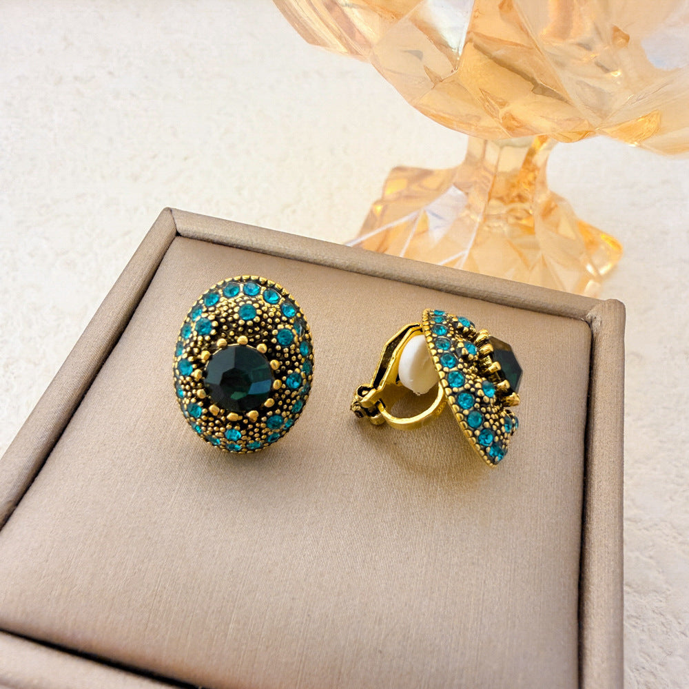Lustrelace Pearl Ear Clips