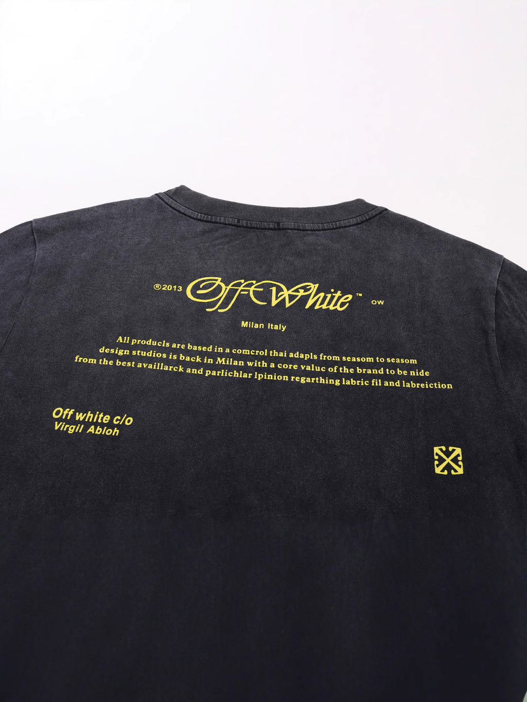 Washed Vintage Print Cotton T-Shirt in Wash Black