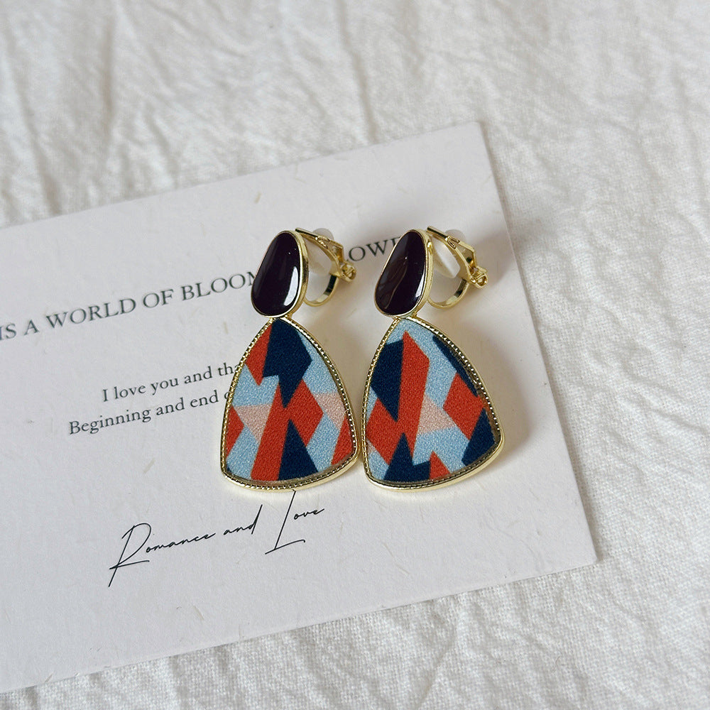 Lustrelace Pearl Ear Clips