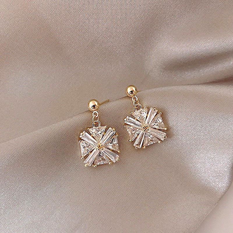 Lumineux Gold-Plated Zircon Stud Earrings