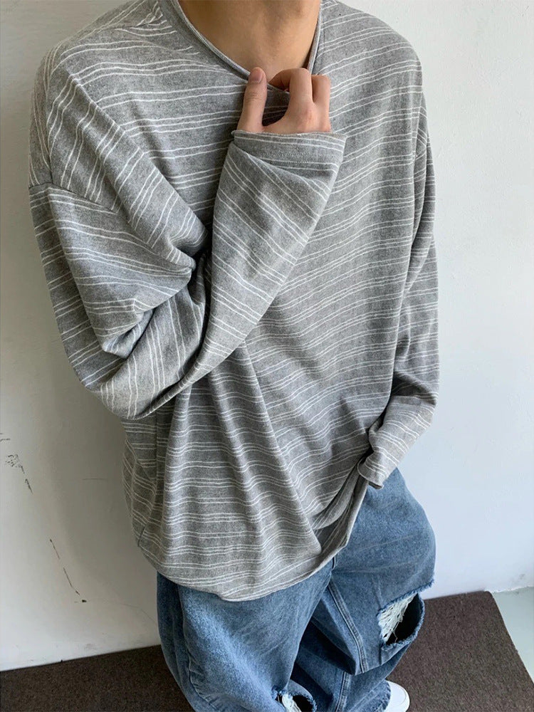 Mens Striped Long Sleeve T-Shirt with Curled Stripes and Round Neck