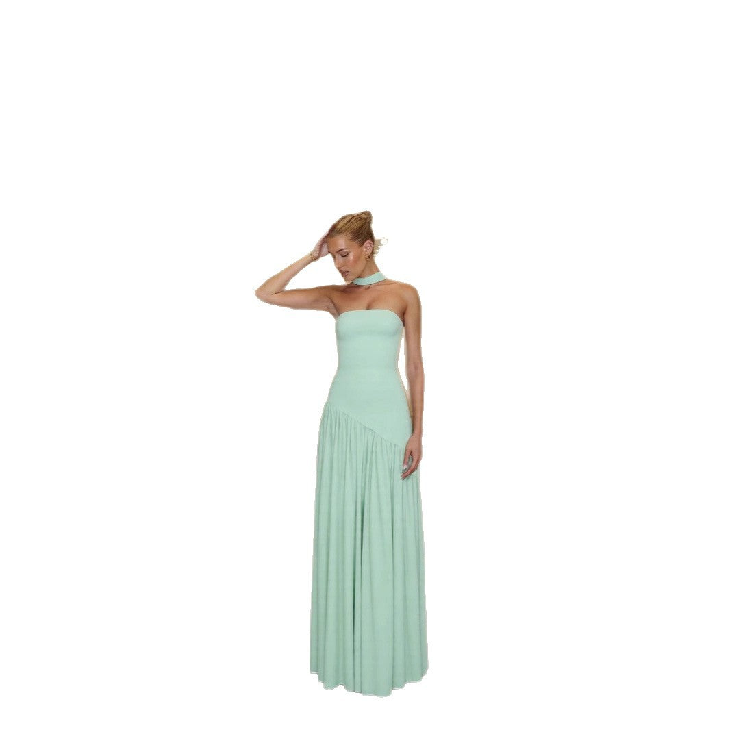 Elegant flowing dress for women