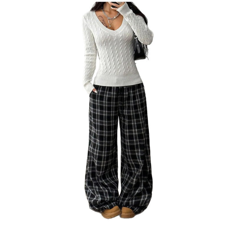 Vellora Slim Fit Cable Knit Sweater