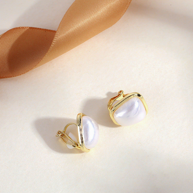 Lustrelace Pearl Ear Clips