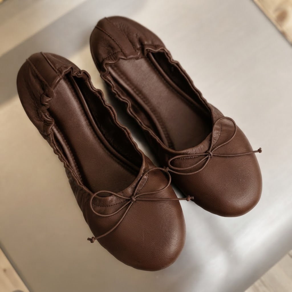 Women's Vintage Style Pleated Ballet Flats - Comfortable Slip-Ons