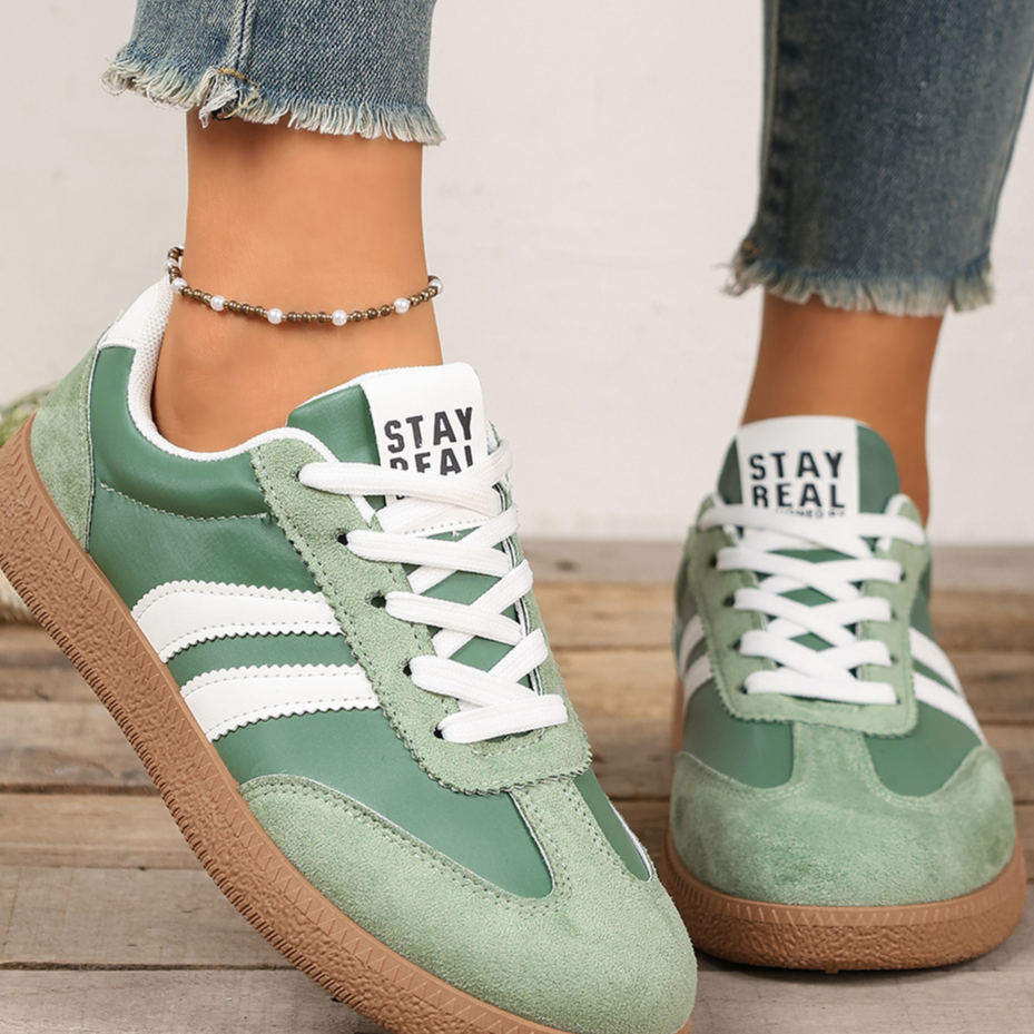 Samba Casual Lace-Up