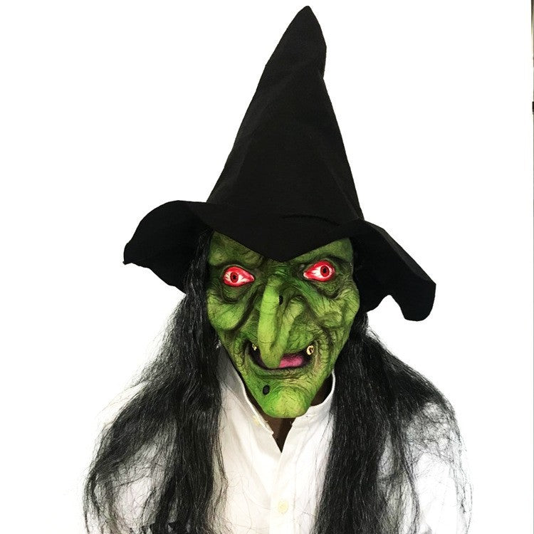 green-faced witch