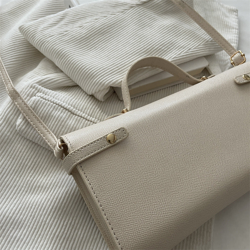 Retro-style handbag, underarm bag, shoulder bag, crossbody bag