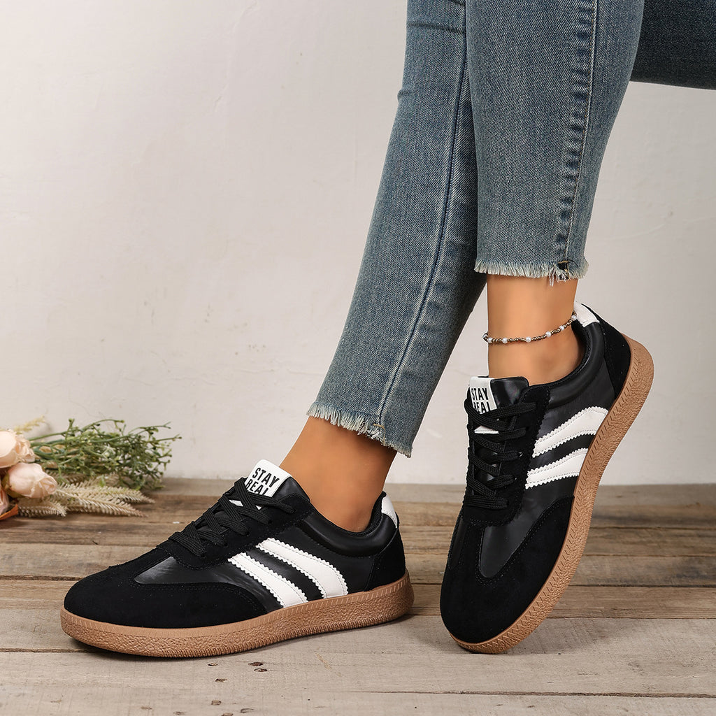 Samba Casual Lace-Up