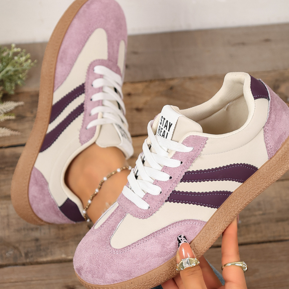 Samba Casual Lace-Up