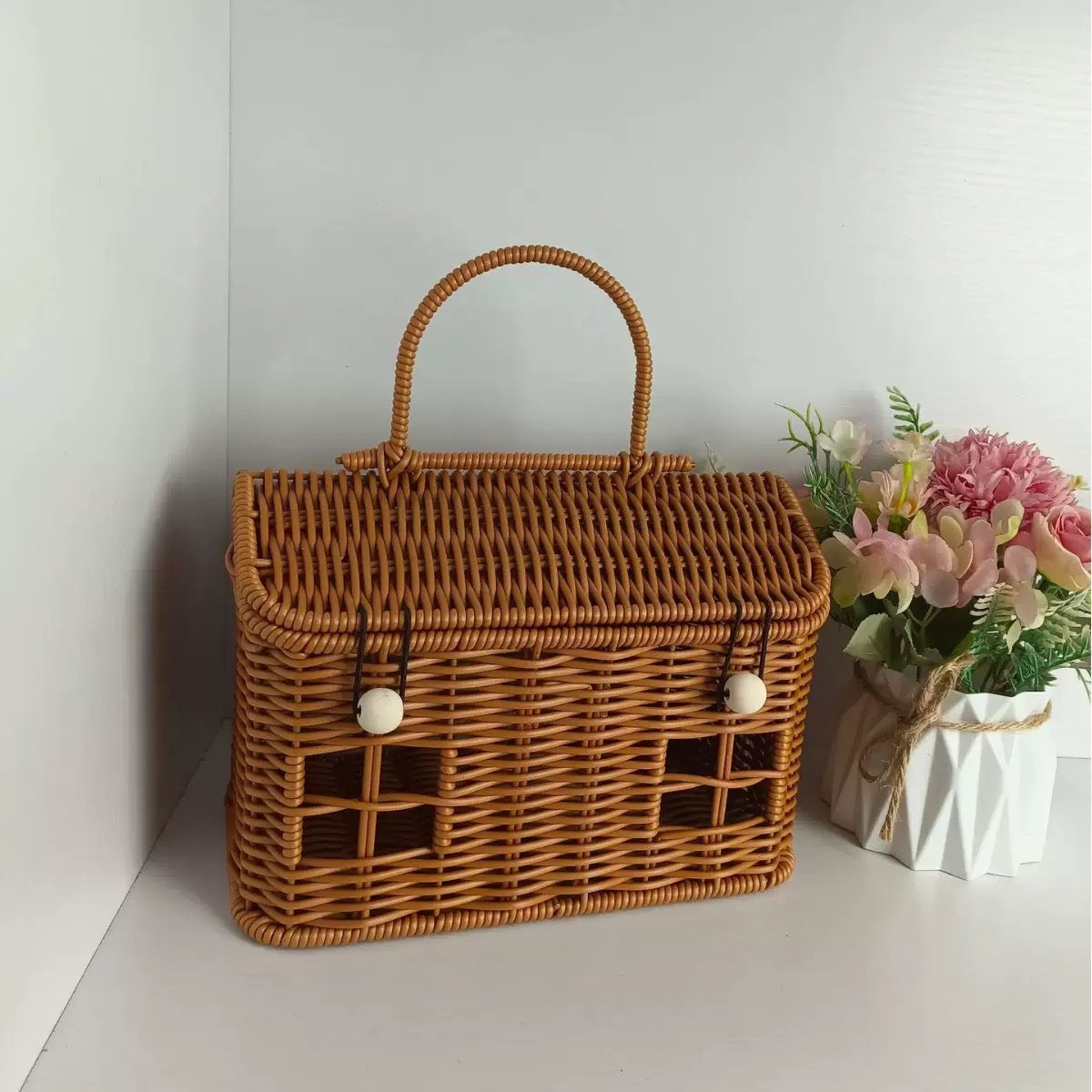 Wicker Vintage Handheld Basket House