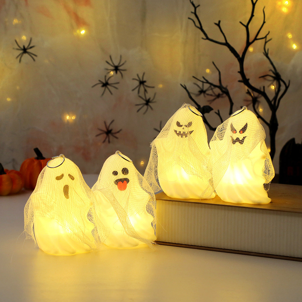 Pack of 4 ornaments portable pumpkin lanterns