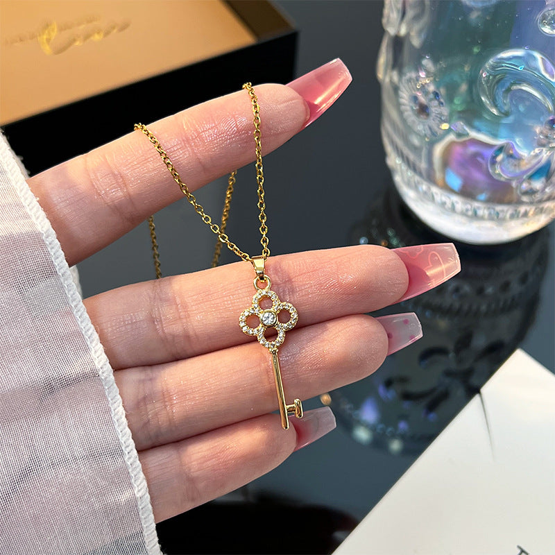 Titanium steel collar chain