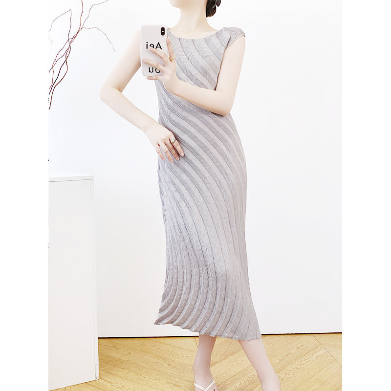 Women’s Pleated Casual Maxi Dress