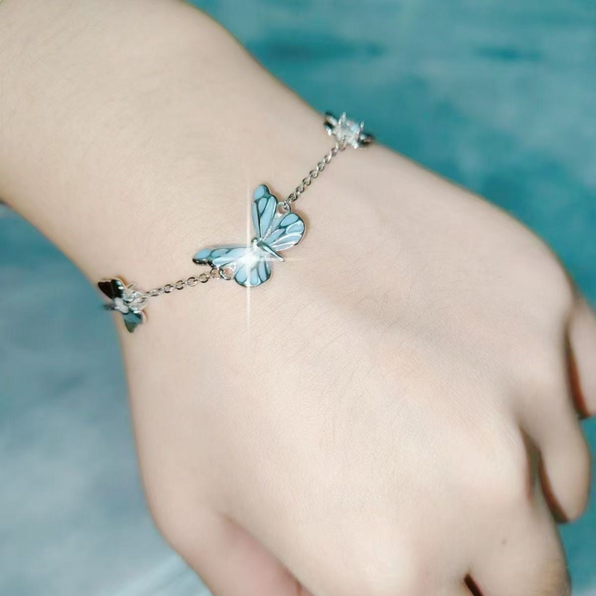 2 Pack Luminous Butterfly Adjustable Necklace and Bracelet Set