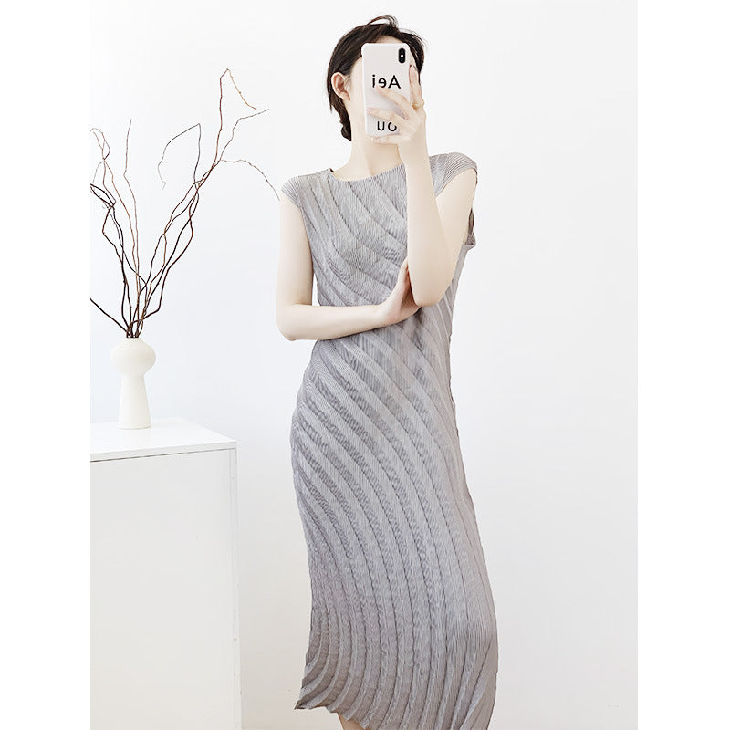 Women’s Pleated Casual Maxi Dress
