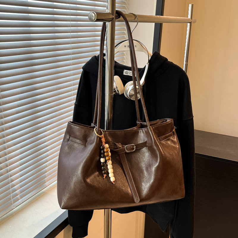 Leather  Shoulder purse with pendant