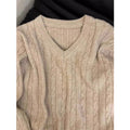 V-neck relaxed and elegant soft twisted knitted sweater