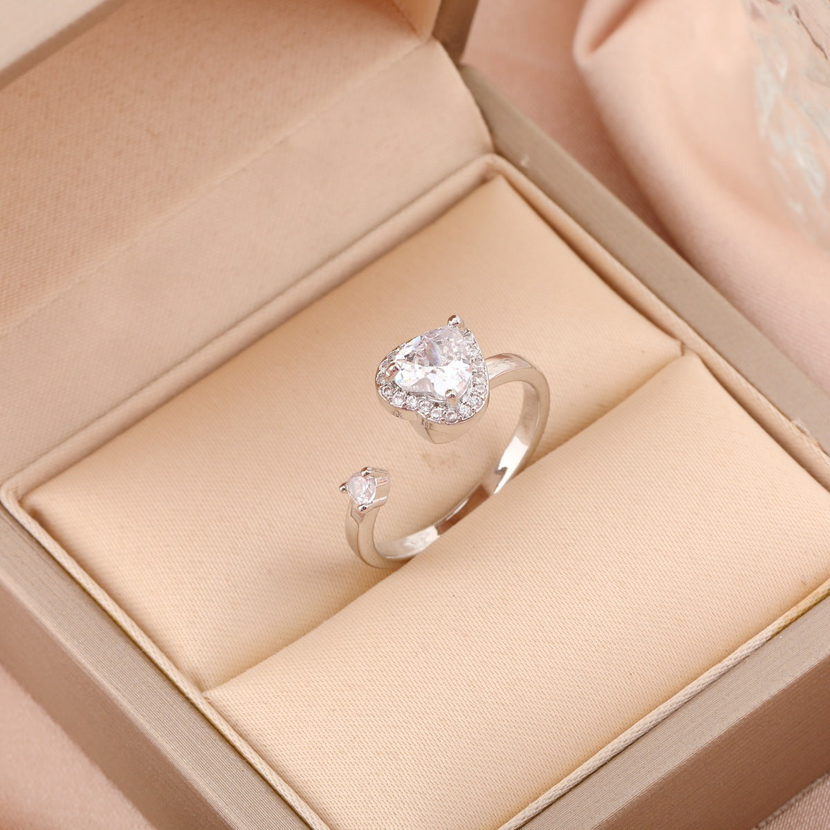 Adjustable Spinning Zircon Copper Ring
