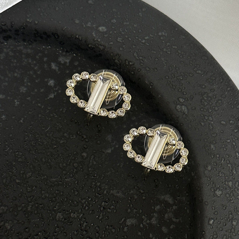 Aurielle Clip-On Pearl Earrings