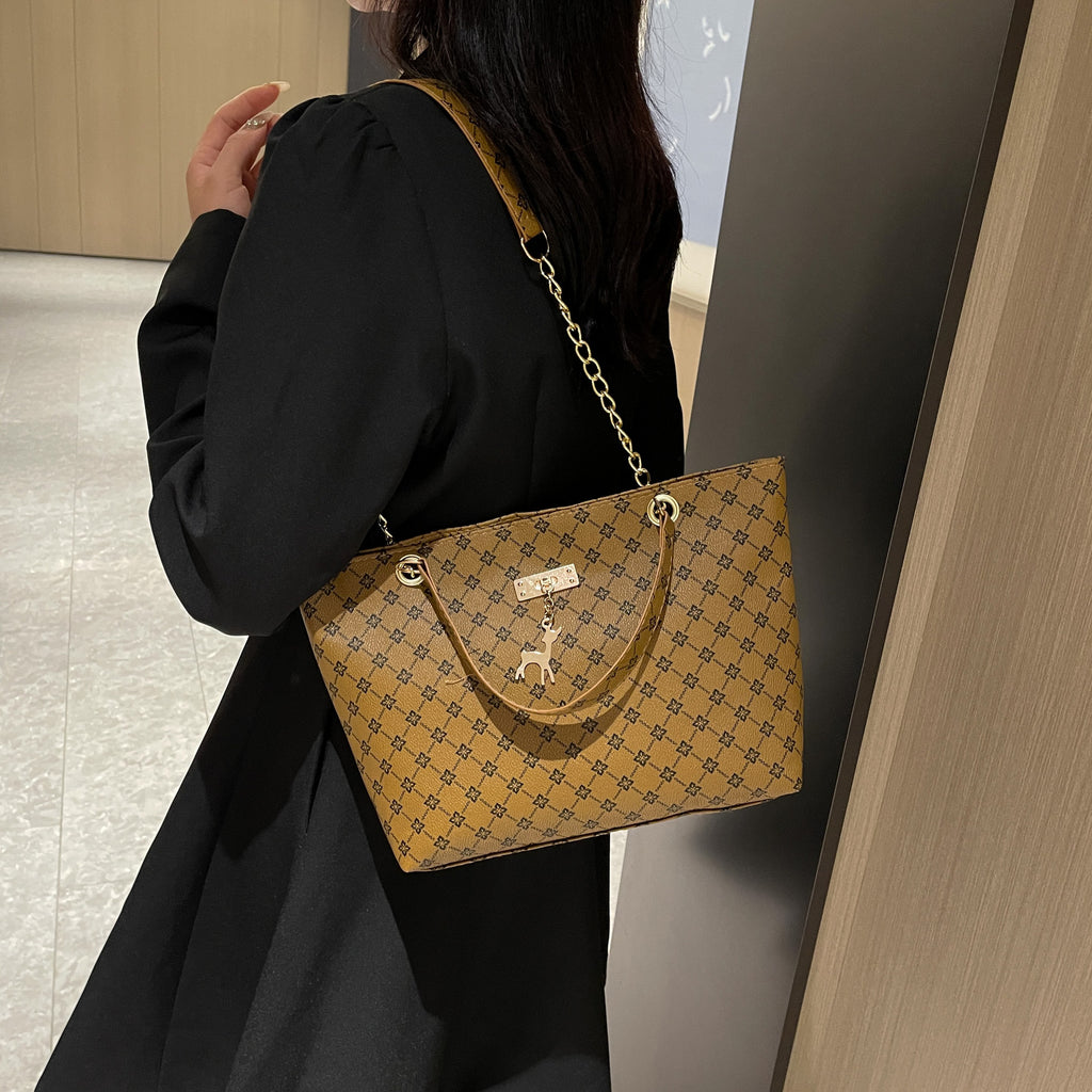 Retro Chain Tote Bag with Adjustable Strap