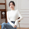Seamless wool round-neck base layer shirt