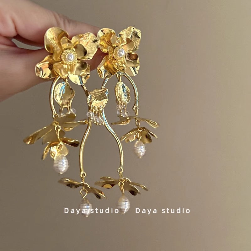 Lirio Charm Bow & Butterfly Earrings